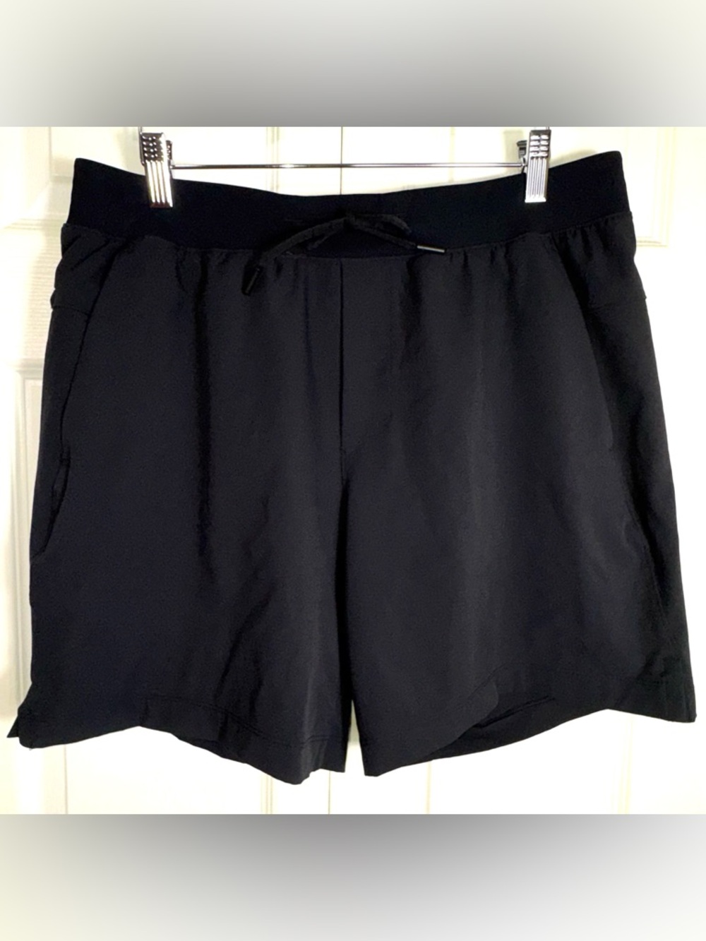 Lululemon T.H.E. Short 7” Linerless Black Men’s Training Gym Shorts Large EUC